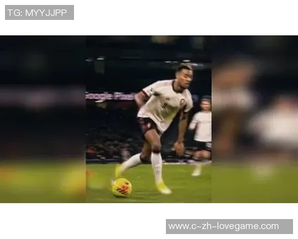 奥达斯足球俱乐部：追逐梦想的绿茵场上演绎激情与荣耀的传奇之路